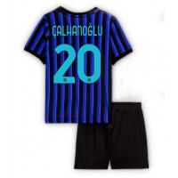 Inter Milan Hakan Calhanoglu #20 Domáci Detský futbalový dres 2025-26 Krátky Rukáv (+ trenírky)